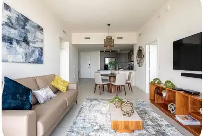Image de Charming  2-bedroom apartment in awesome Doral with Ac and gym