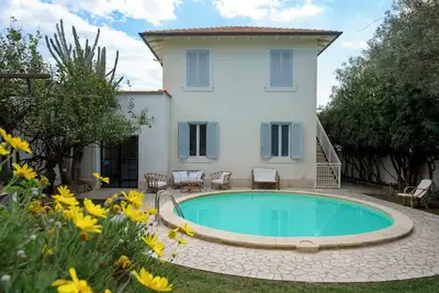 Image de Luxury Seafront Villa with Private Pool