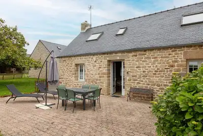 Image de Gîte de caractère à la campagne, piscine chauffée