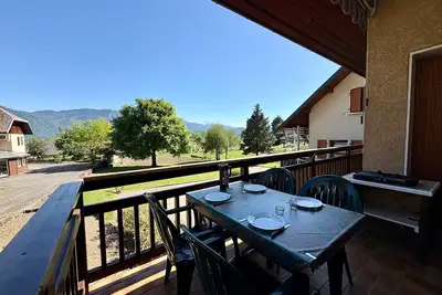 Image de Maison individuelle chaleureuse, vue montagne, wifi et parking