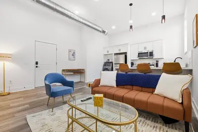 Image de ✦ Modern Pittsburgh 1 Bedroom  Sleeps 3  Near Downtown & Entertainment ✦