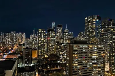 Image de Toronto Downtown Bloor/Yonge cozy 3 bedroom