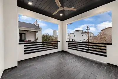 Image de Huge 4 Bedroom house in delightful rIver Oaks Area in Houston