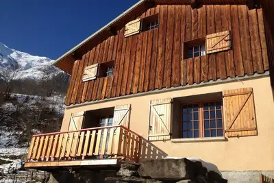 Image de Chalet dans village savoyard