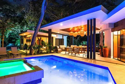 Image de Luxury Villa In Los Cobanos Sonsonate