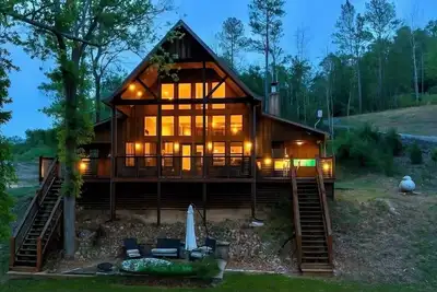 Image de Lakefront A Frame on Beaver Lake - Stunning Views + Rope Swing Cove