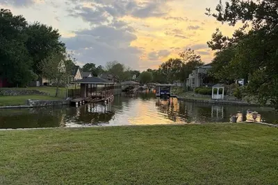 Image de Sunset Cove Retreat