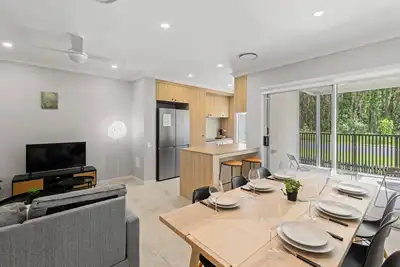 Image de Modern 3br Home w/ Pool & Balcony | Mango Hill