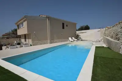 Image de Villa à Marina Di Ragusa avec 2 chambres à coucher, 5 couchages
