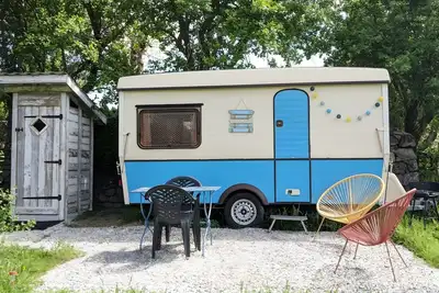 Image de La Caravane Vintage aux Sources de la Loire