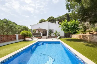 Image de Villa avec piscine à 500 mètres de la plage