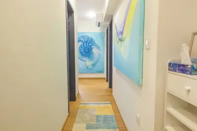 Image de Ocean Art Escape- 2 bedroom apartment with pool and gym