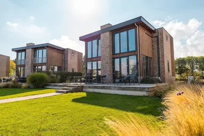 Image de Aan de Maas - Maas Villa Waterzicht Sauna | 10p