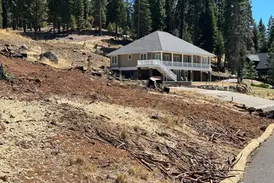 Image de Marvelous 4-bedroom villa with Ac in charming Chester. Lake Almanor Home