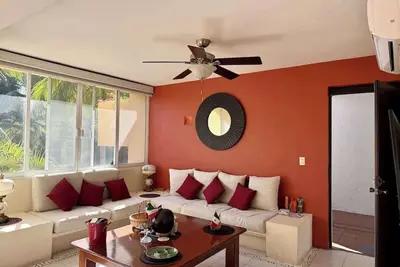 Image de Apartment in private condo near the beach
