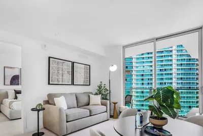 Image de Luxury Viceroy Brickell Condo | Sea View & Parking