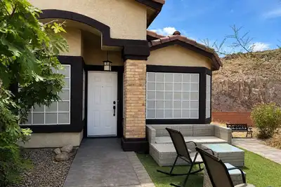 Image de 3 Bedroom remodeled Home over looking the Las Vegas Valley