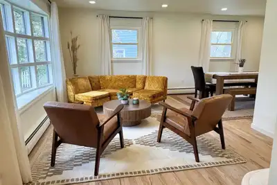 Image de All-Star Stay: 4br/3Bath Renovated Home