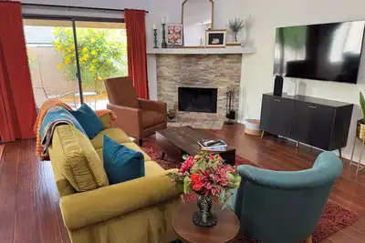 Image de Charming 2-bedroom condo with Ac in peaceful Phoenix