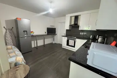 Image de Apartment Sleeps 6 with WiFi
