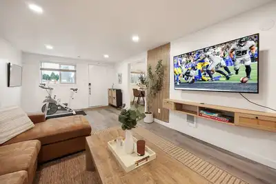 Image de Family-Friendly 4br Retreat, Near Uw & Parks