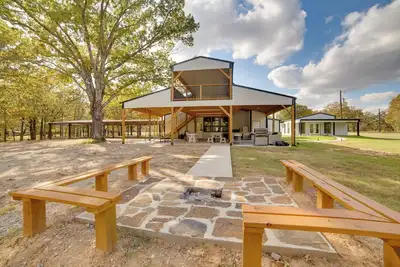 Image de On-Site Dock & Ramp: 3-Unit Escape on Lake Fork!