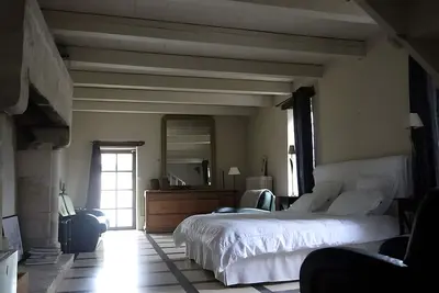 Image de Chambres d’hôtes « Sur La Calade » avec vue montagne, piscine partagée et Wi-Fi
