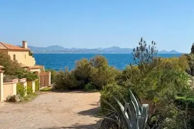 Image de Villa provençal en bord de mer Les Issambres
