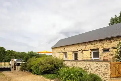 Studio climatisé, village paisible