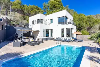 Image de Villa Solaris - Quatre Chambres Villa, Couchages 9