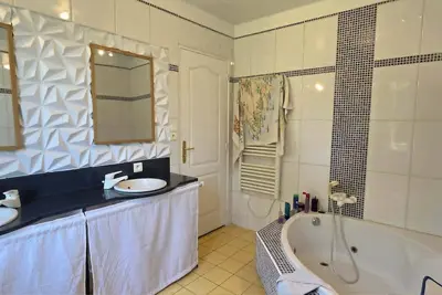 Maison 8 pers, 4 ch, jardin 1000m² Bbq