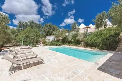 Image de Borgo Paoli Authentic Trullo Lui Ostuni, with private pool and olive groove