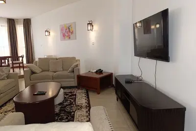 Image de 2-bedroom apartment in charming Nairobi with fitness room access