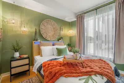 Image de Wen  House ~ Luxury Condo~Ac~Gym~Parking~99 WalkScore~Workspace