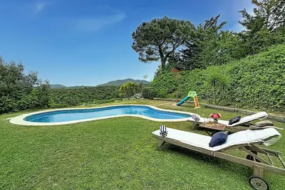 Image de Villa « Can Ayala » Arenys de Munt – Avec jardin et piscine privée