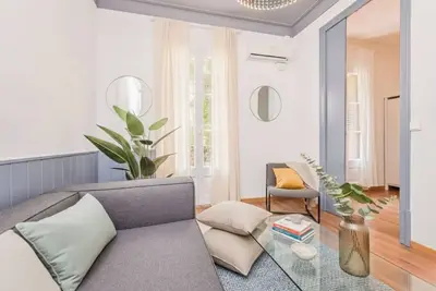 Image de Acomodis Apartments - Nice 12-Bedroom GroupFlat 6-Baths Barcelona Eixample 23ppl
