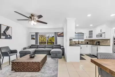 Image de Luxury Delta House 5 Bedroom 7 Beds