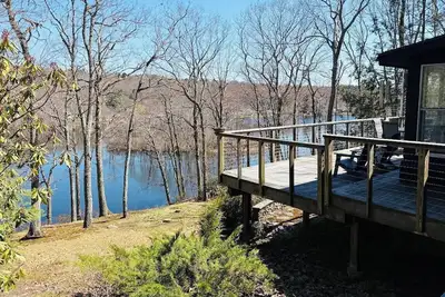 Image de Lakefront Retreat Private Dock Canoe Kayak Firepit Sleeps 8 Litchfield Hills Ct