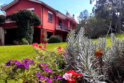 Image de Cozy and spacious villa, ideal for groups-families, close to the city center