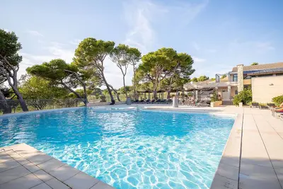 Image de Provence Country Club by Interhome