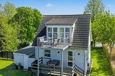 \"Hjort\" - 80m from the sea by Interhome