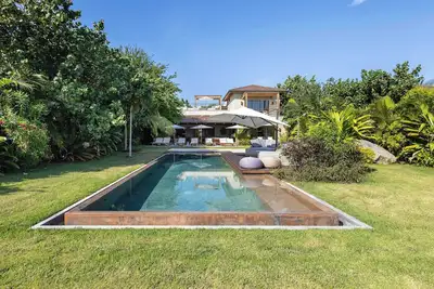 Image de Ultra-Luxe 5br Retreat • Private Pool • Golf Cart