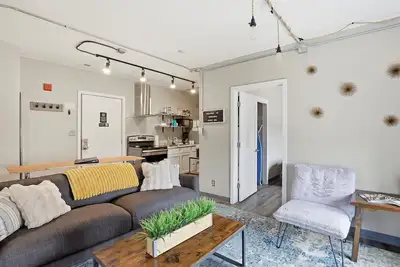 Image de Stateview 204 - 2br + Free Co-Working Space