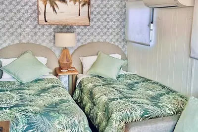 Image de Daisy – retro caravan for families, sleeps 6 | Rye, Mornington Peninsula