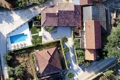 Image de Maison pour la famille avec la piscine Debeljak, Zadar (K-25720)