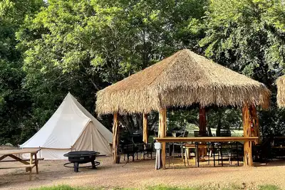 Image de Exciting Family Vacation with Kayaks, Canoes, and More: Comfortable Bell Tent near New Braunfels, Texas