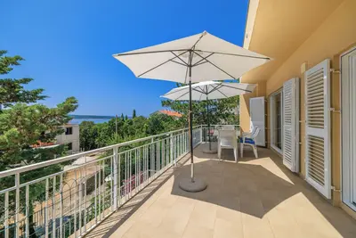 Image de Apartment in Selce near the beach with balcony and sea view