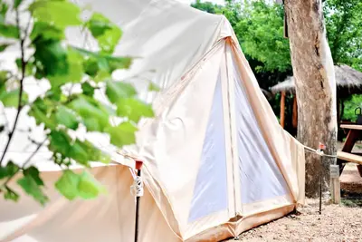Image de Exciting Aquatic Adventure for the Whole Family: Cool Bell Tent on the Guadalupe River near New Braunfels, Texas
