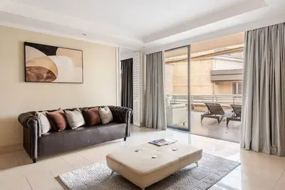 Image de Raphael Penthouse Suite | Luxury Condo with Direct Sandton City Access