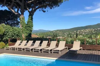 Image de Unique Villa Claire de Lune - Jacuzzi - Piscine